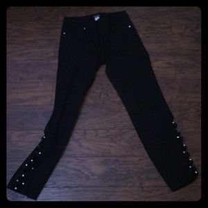 Black Jeans, never worn.